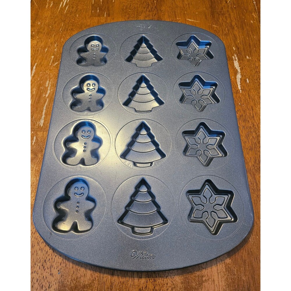 Wilton Baking Pan Cookie Sheet Cupcake Muffin Pan Holiday Christmas Baking